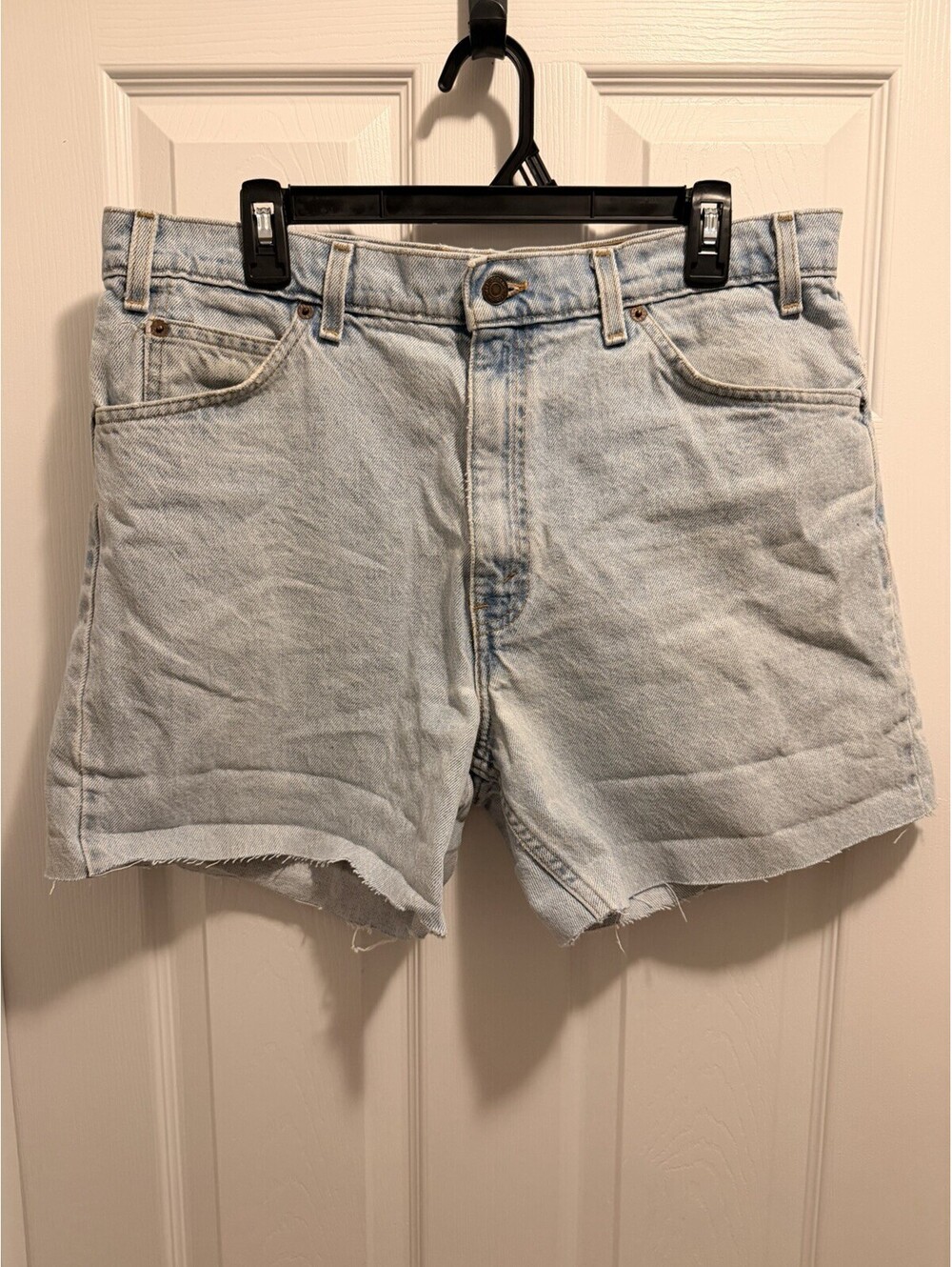 Levi’s 550 Orange Tab Size 36 Cut Off Jean Shorts
